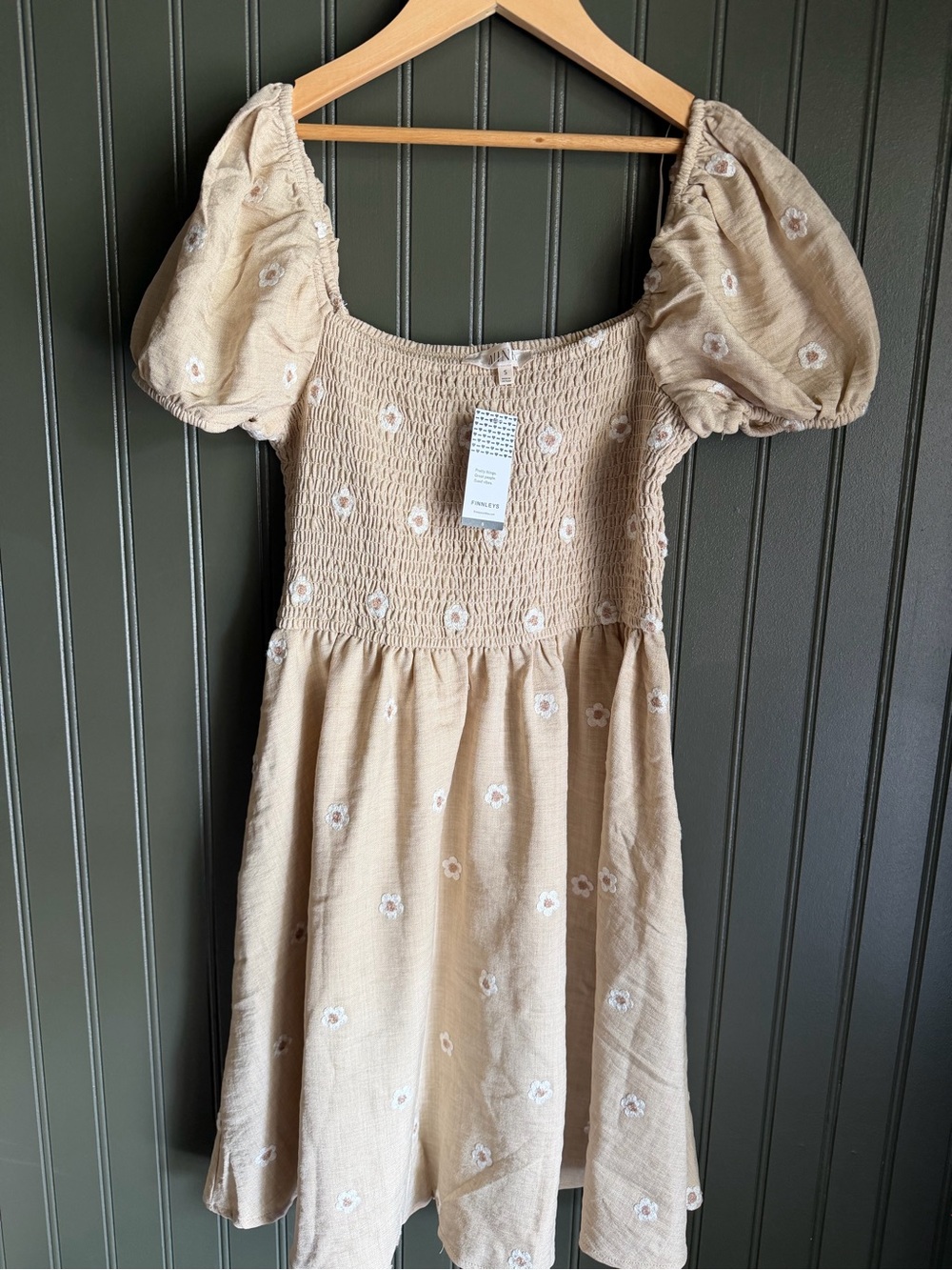 Women’s Puff-Sleeve Smocked Dress in Beige with Floral Embroidery NWT